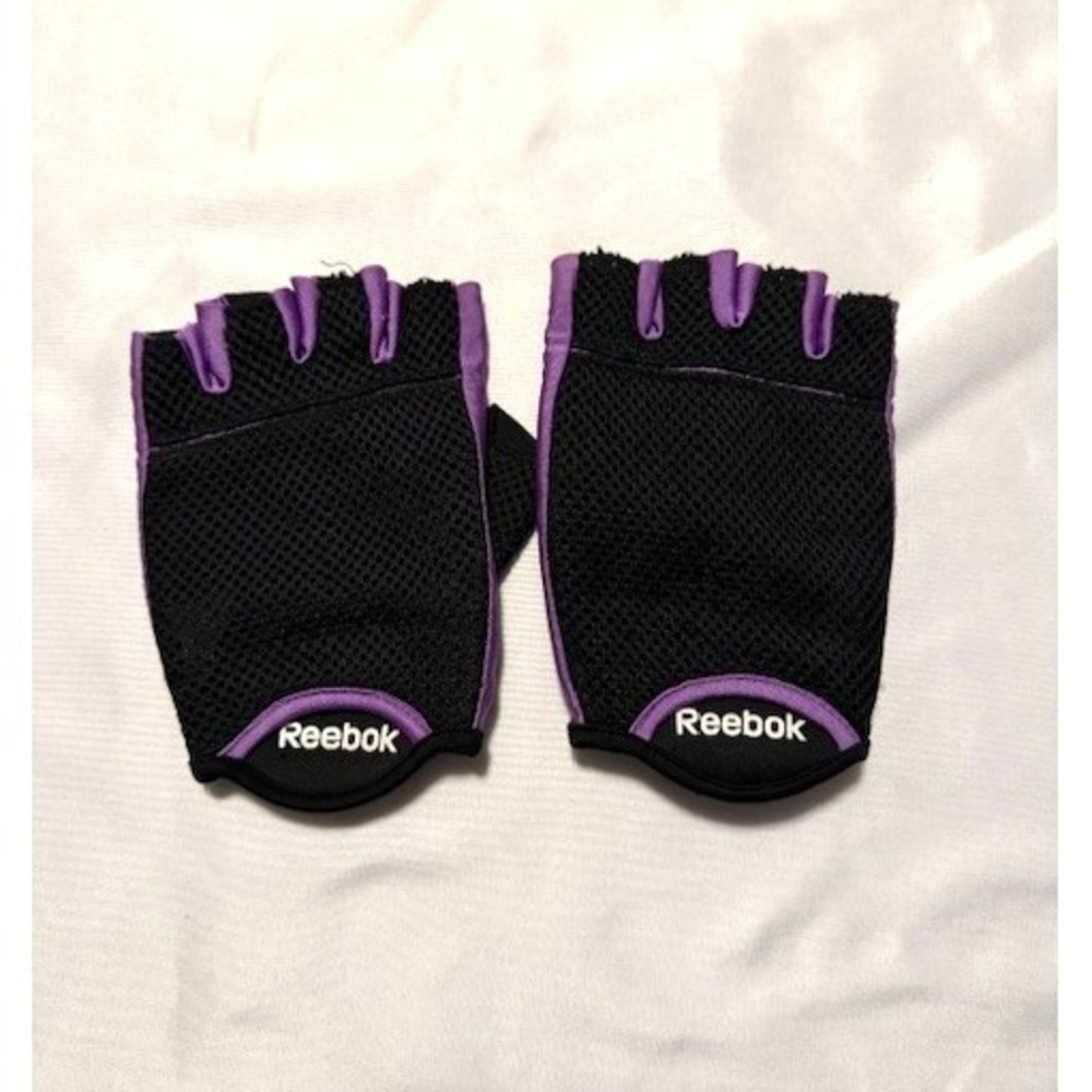 Reebok‎ Women's Workout Gloves Size M Black Purple Weight Training Gym